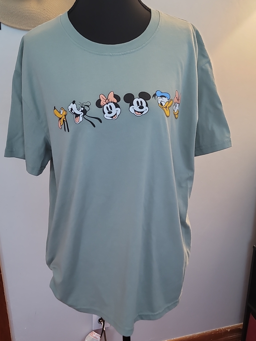 Disney Jerry Leigh Mint Green Short Sleeve Tee with Classic Characters Size xxl
